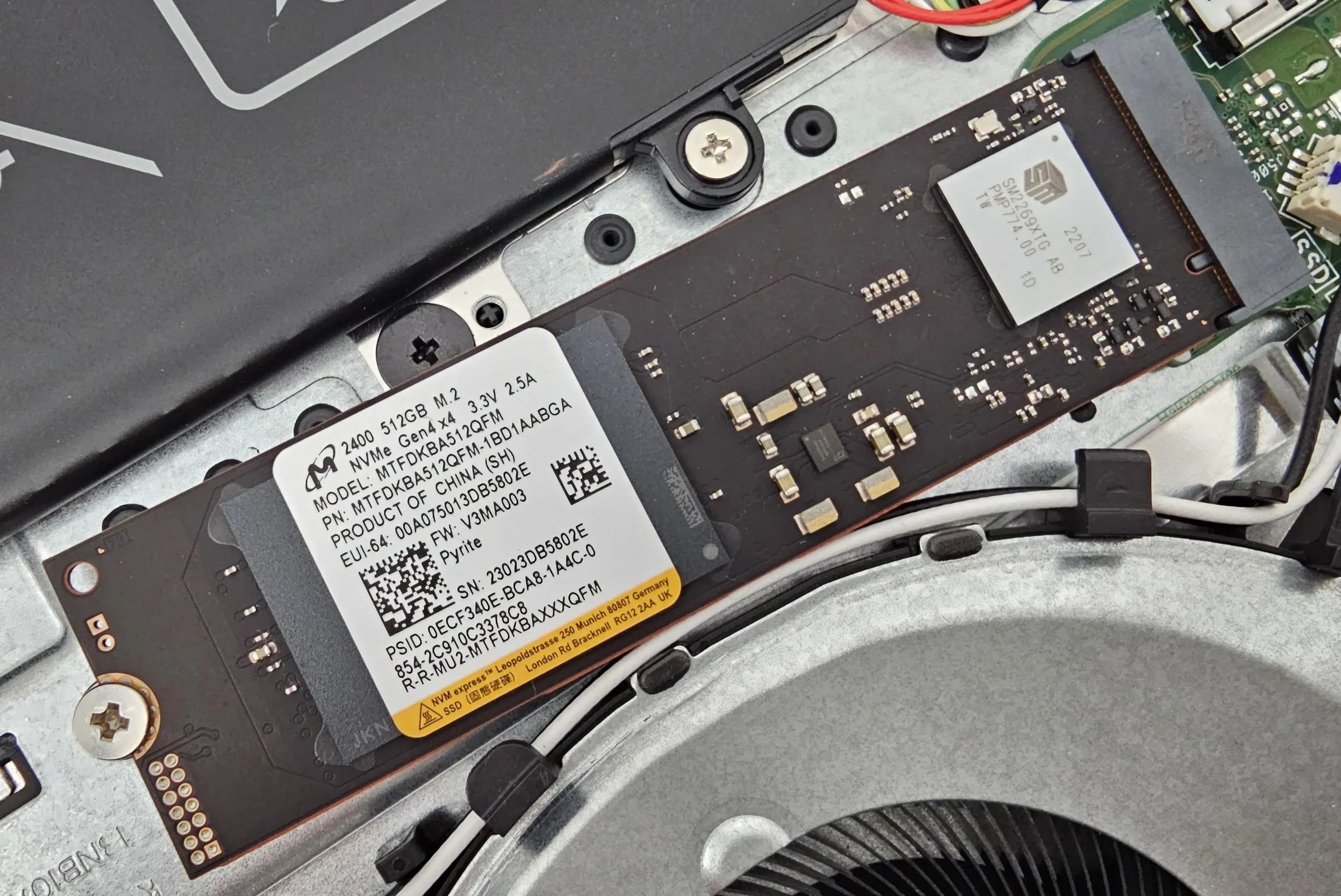 Micron 2400 (Crucial) 512GB PCIe NVMe Gen4x4 [MTFDKBA512QFM]